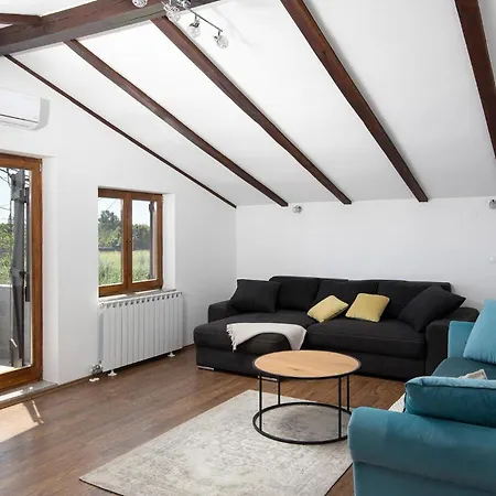 Holiday home In With Kitchenette Medulin