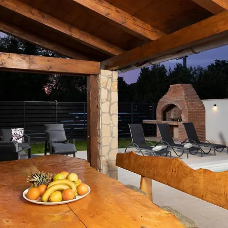 Holiday home In With Kitchenette