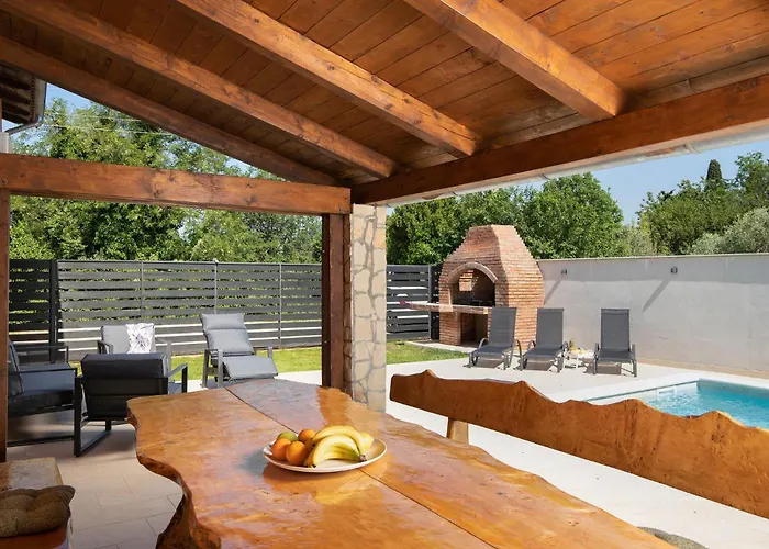 In With Kitchenette Medulin